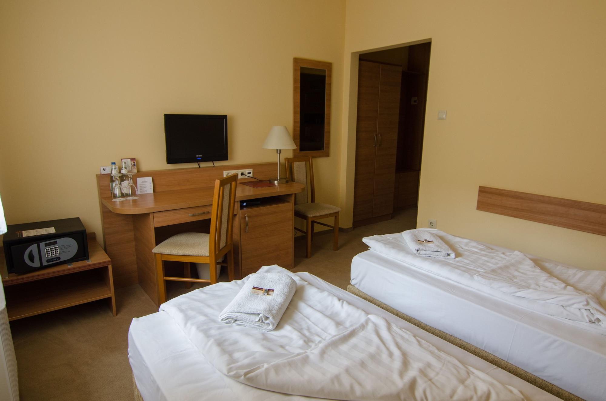 Hotel Civitas Sopron Zewnętrze zdjęcie