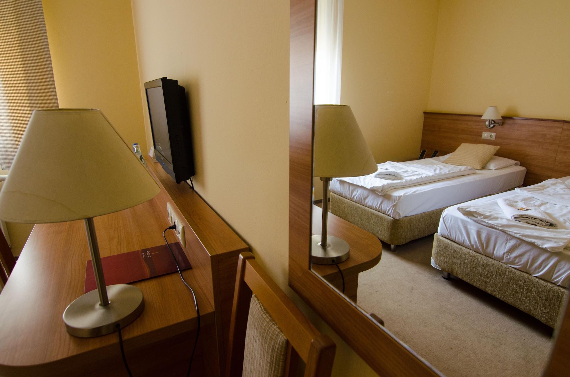 Hotel Civitas Sopron Zewnętrze zdjęcie