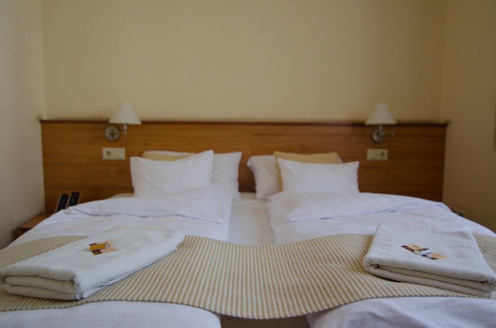 Hotel Civitas Sopron Zewnętrze zdjęcie